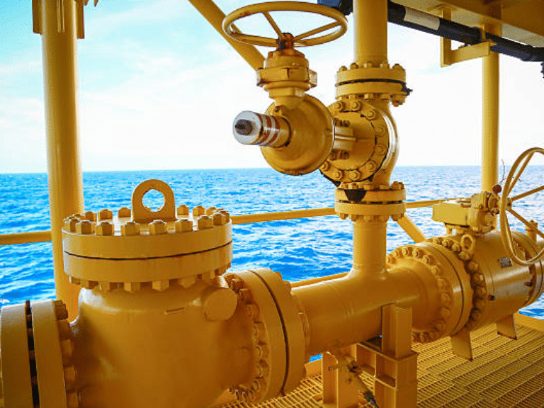 pipe and fitting solutions for oil sector